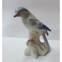 Статуэтка фарфоровая "Птица" 70-е годы. Европа. Высота 13 см.