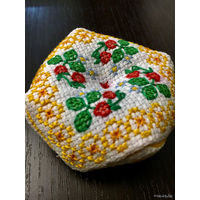 Бискорню, игольница