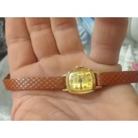 Часы СССР Заря Au 5