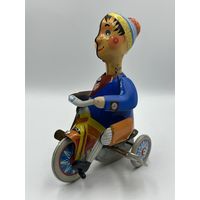 Винтажная заводная жестяная игрушка. С рубля!