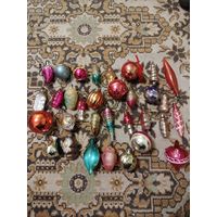 Лот ёлочных игрушек(2),32 шт с рубля