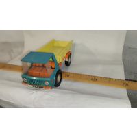 Игрушка СССР грузовик самосвал