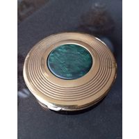 - ПУДРЕНИЦА Германия 1950-ые латунь позолота