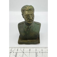 Бронзовый бюст Сталина