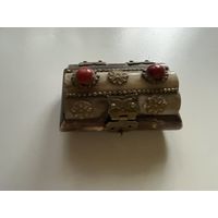 Маленькая шкатулка натуральная кость