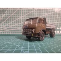 Масштабная модель МАЗ-503А Самосвал Масштаб 1/43 Наш автопром