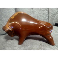 Зубр. Статуэтка керамика. Период начала семидесятых. Размер 14 х 20 х 8 см