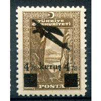 Турция - 1937г. - авиация, открытие авиалинии Анкара-Стамбул, надпечатка 4 1/2 на 25 K - 1 марка - MH [Mi 1110]. #4-W2-106-A-1