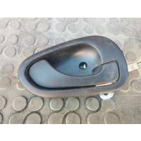 Ручка внутренняя передняя правая Mitsubishi Carisma