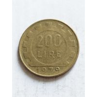 Италия 200 лир 1979