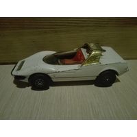Винтаж.Alta Romeo P 33.Corgi Toys. Original.1/43.