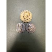 Значки космос с рубля