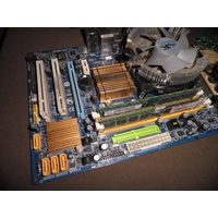 Материнская плата Gigabyte и др.комплектующие.С рубля.
