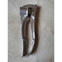 Чесночница (1), СССР, алюминий. См. описание.