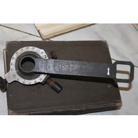 Ключ установщик.