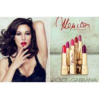 Attractive Monica (No 140), коллекция Dolce & Gabbana Monica Lipstick - соблазнительный, желанный, настоящий максимально насыщенный красный, притягательный и зовущий к поцелую. Именно тот, в котором М