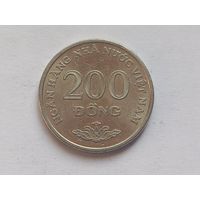 Вьетнам 200 донг 2003 г.
