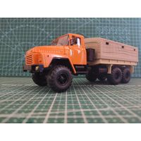 Масштабная модель 1/43 КРАЗ 6437 Наш Автопром