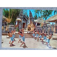 Этнография. Остров Бали. Кульминация танца "Баронг"