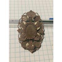 Старая брошка.