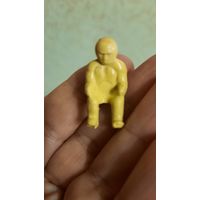 Фигурка человечка-маленького гонщика с картинга времен СССР