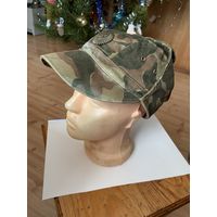 Советская универсальная камуфляжная  офицерская кепи с кокардой по-родне. в размер 56-57.