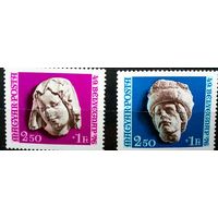Марка Венгрия 1976. Скульптуры. 2 марки из серии.