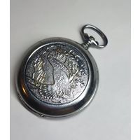 Часы На фото с рубля. Всё с рубля.