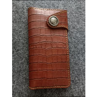 Женский кошелек из натуральной кожи.