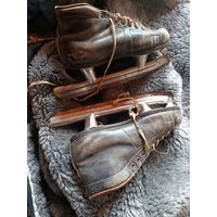 Коньки старые