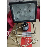 Прожектор галогенный 500 Вт (RFG 005) черный. Рабочий.