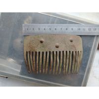 Гребека на голову целая