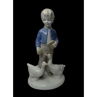 С РУБЛЯ! БЕЗ МЦ! Мальчик с гусями, Германия.