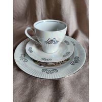 Чайный, кофейный сервиз ГДР "Мадонна", на 6 персон: чашка+блюдце+десертная тарелка+сахарница+чайник