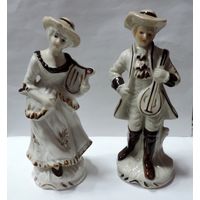 Статуэтки фарфоровые "Дама и кавалер" 80-е годы Европа. Высота 19 см. - 2 шт.