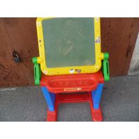 Детский стол с доской
