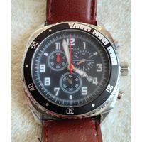 Часы Newman (кварц).