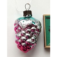 Ёлочная игрушка. Виноград. И-55.