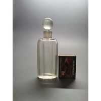 Флакон от парфюм СССР 1950 год.