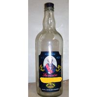 Бутылка пустая из под водки Суворов