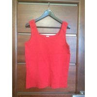 Хлопковая майка красного цвета на 50-52 размер. Хорошее состояние. ПОгруди 47-55 см, длина 55 см.