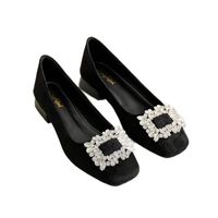 Туфли замшевые с пряжками со стразами 39 р Новые