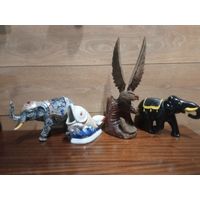 Два слона .рыбка орел