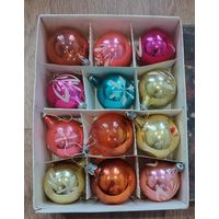 Ёлочные игрушки