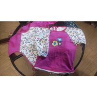 Фартуки/передники для творчества 2 штуки. На 3-6 лет. Отличные и удобные фартуки. Цена указана за пару.