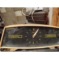 Настольные часы маяк