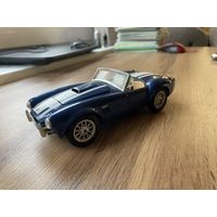 Cobra 427 1:24 Maisto