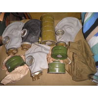 Противогазы(маски) и противогазные фильтры времён СССР.С рубля.