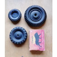 СССР: колесо (колесико) к детской игрушечной машине. Цена за одно.