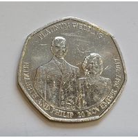 Остров Мэн 50 пенсов 2017 Платиновый юбилей свадьба Елизаветы II и Филиппа